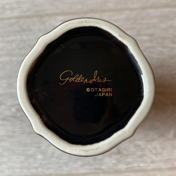 Vintage Otagiri Japan Golden Iris vase - Picture 2 of 9